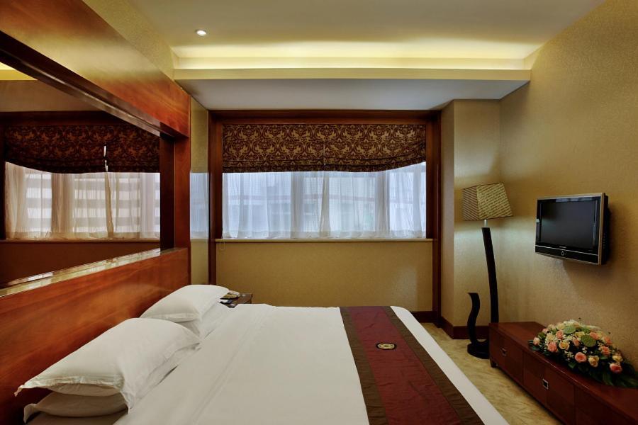Shenzhen Luohu Hongfeng Hotel Exteriör bild