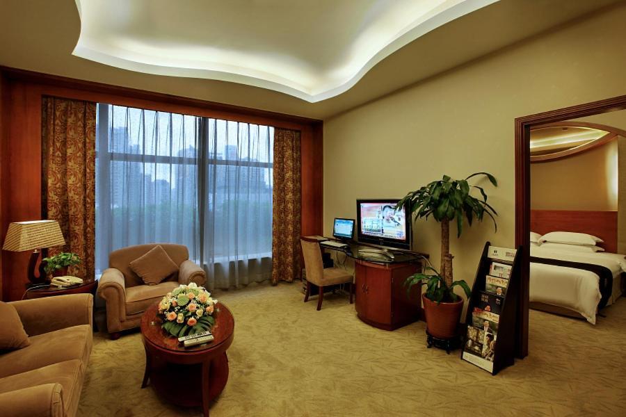 Shenzhen Luohu Hongfeng Hotel Exteriör bild
