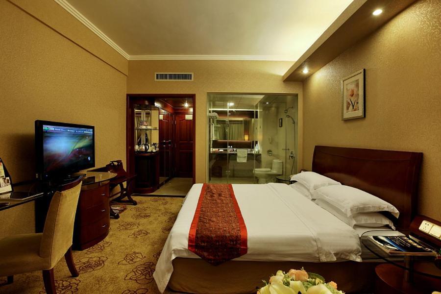 Shenzhen Luohu Hongfeng Hotel Exteriör bild
