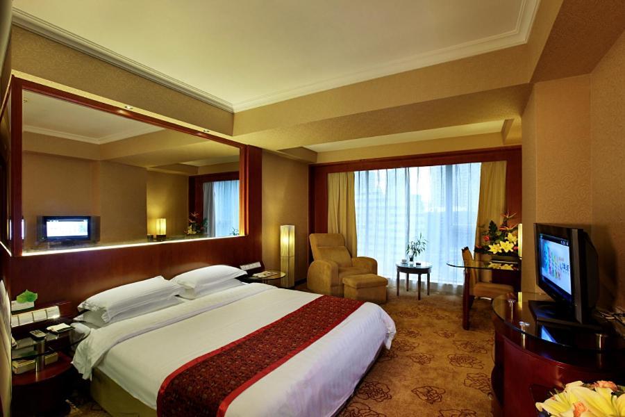 Shenzhen Luohu Hongfeng Hotel Exteriör bild